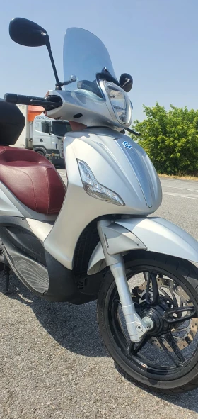 Обява за продажба на Piaggio Beverly Sport Touring 350 ~4 900 лв. - изображение 2
