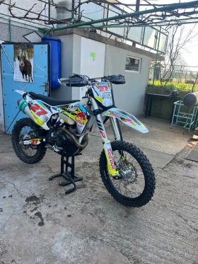 Husqvarna FE 