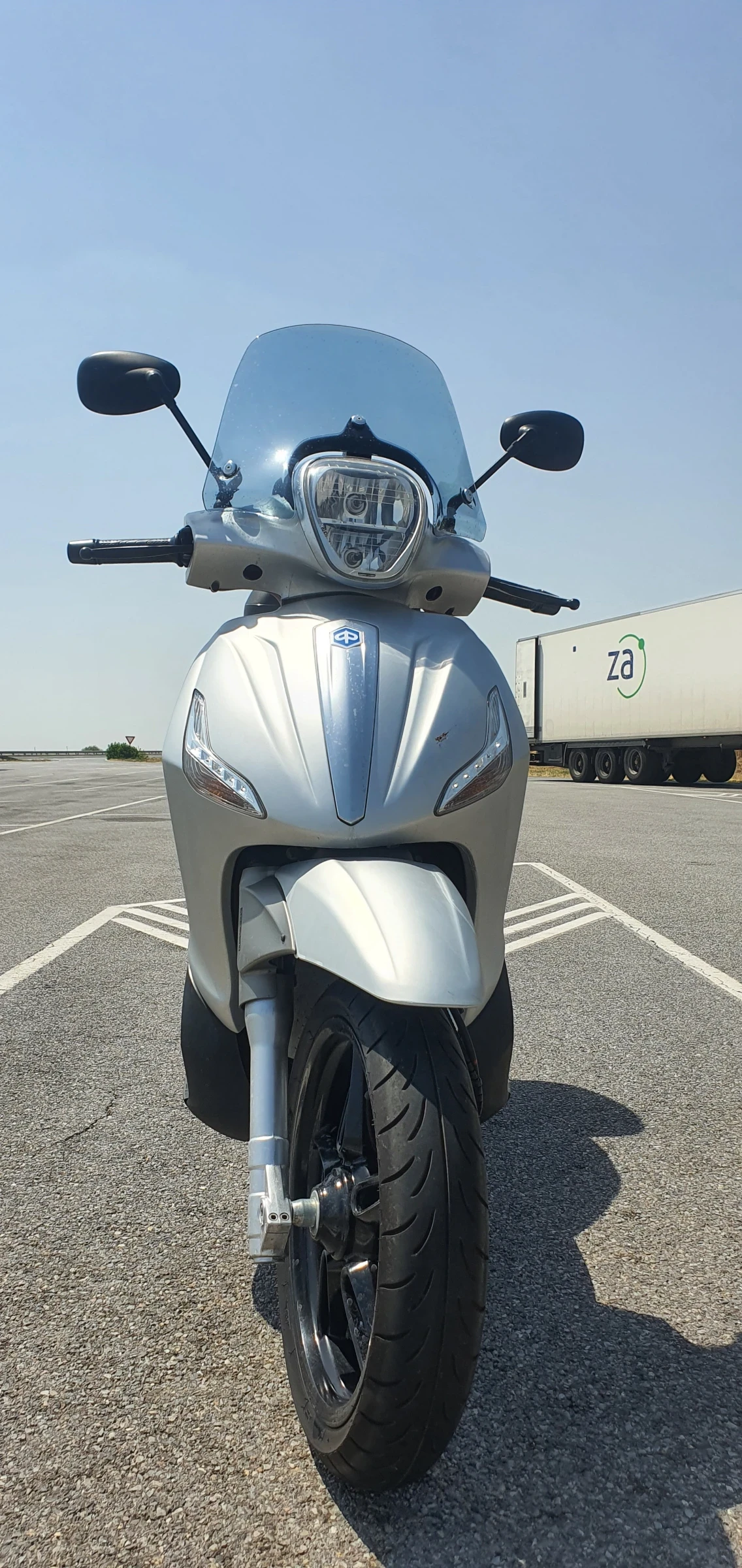 Piaggio Beverly Sport Touring 350 - изображение 2
