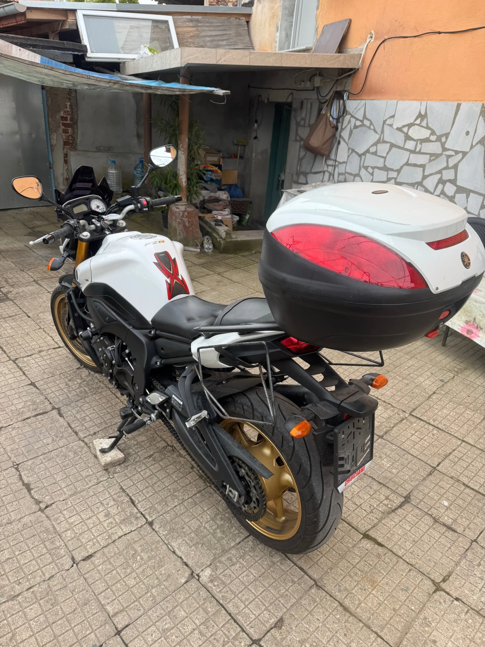 Yamaha FZ8, снимка 6 - Мотоциклети и мототехника - 54064468