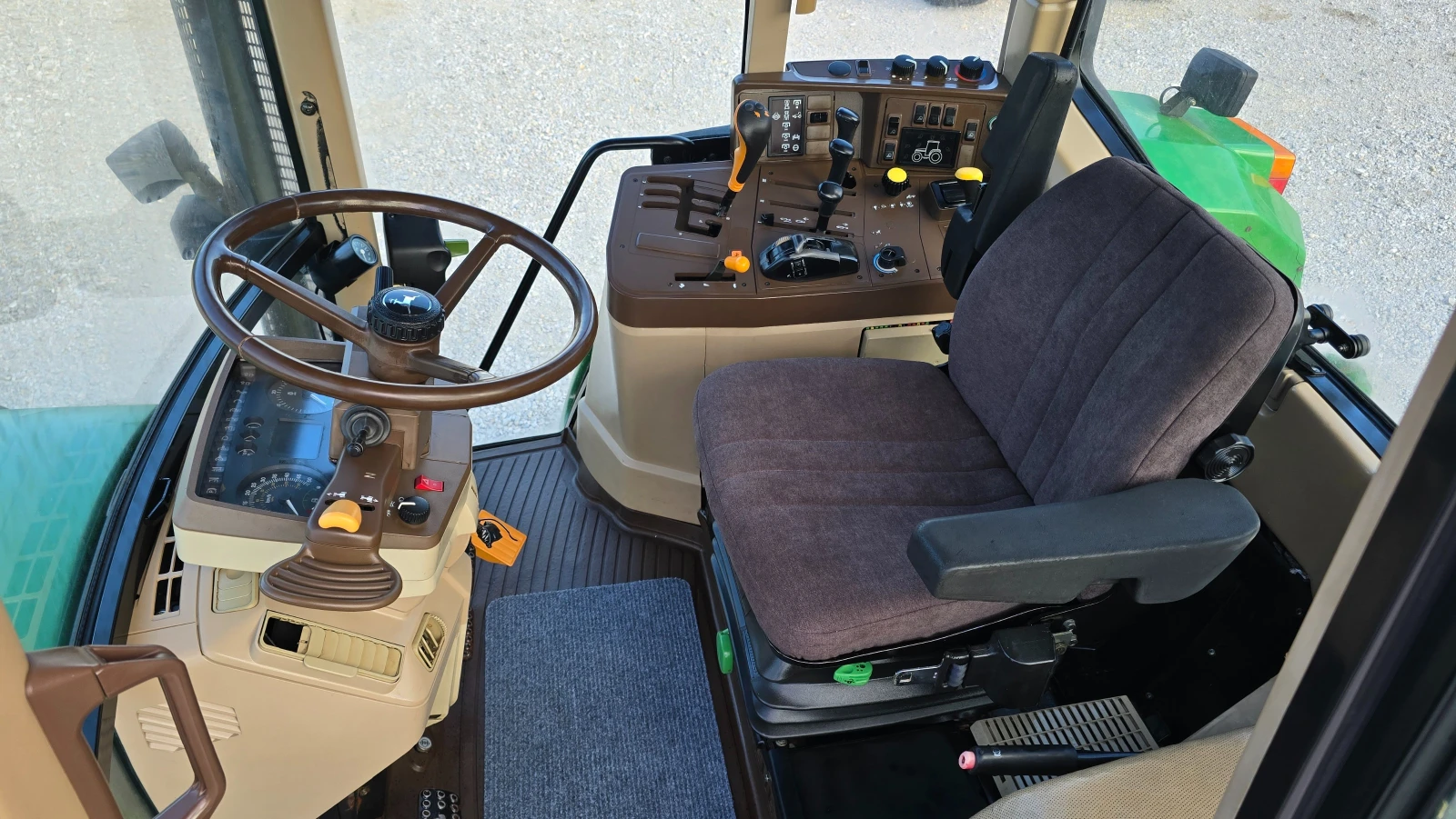 Трактор John Deere 6910-Нов внос, снимка 8 - Селскостопанска техника - 54963589