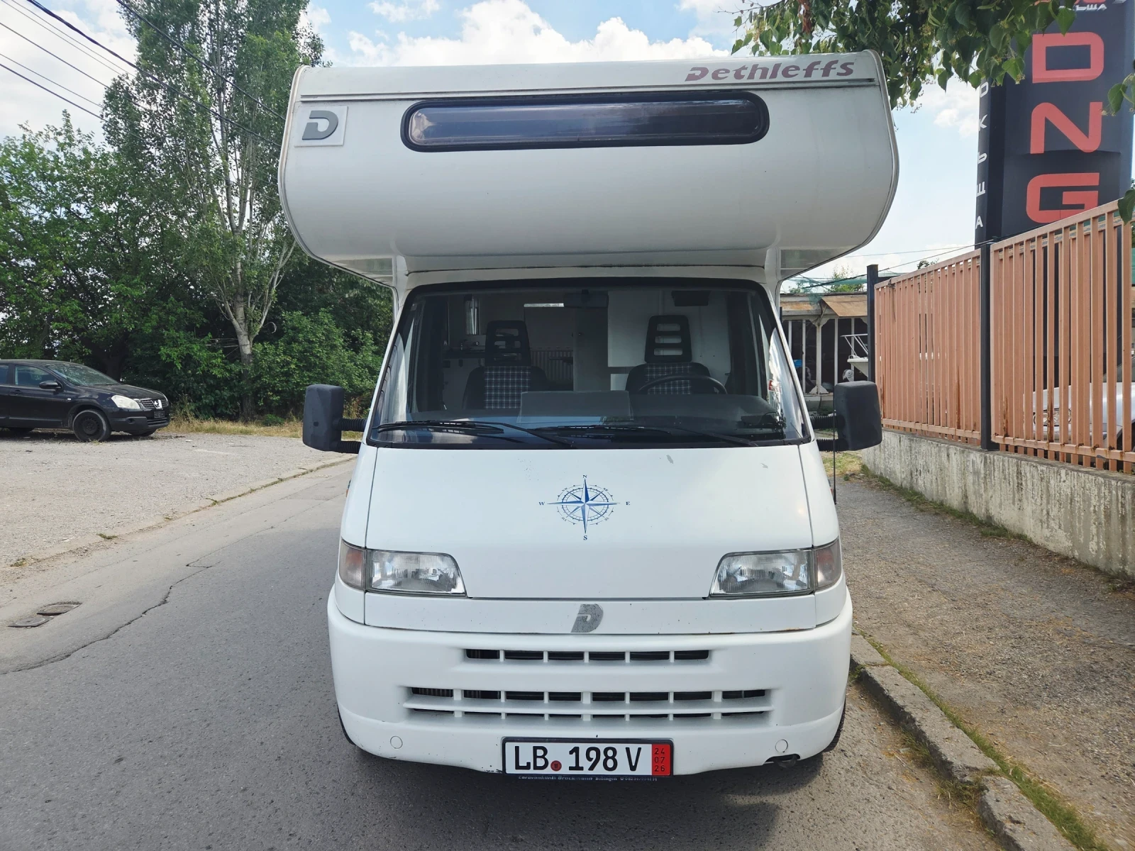 Кемпер Dethleffs 2, 500 TDI/ КАТО НОВ/, снимка 3 - Каравани и кемпери - 55070437