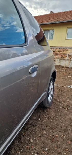 Toyota Yaris 1.3, снимка 6