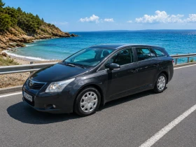 ������ Toyota Avensis