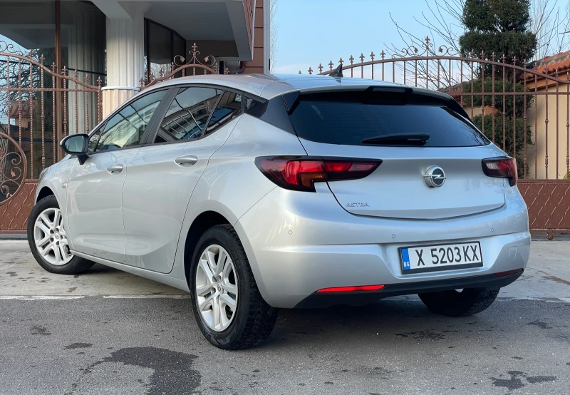 Opel Astra 1.6 CDTI, снимка 6 - Автомобили и джипове - 48311786