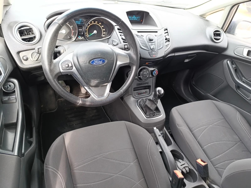 Ford Fiesta 1.25i 85337km, снимка 14 - Автомобили и джипове - 49467201