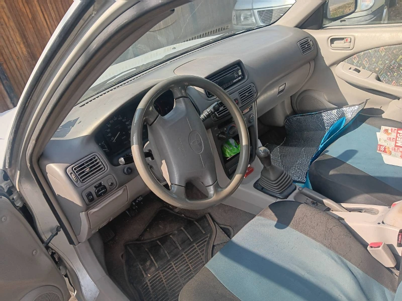 Toyota Corolla, снимка 4 - Автомобили и джипове - 51655990
