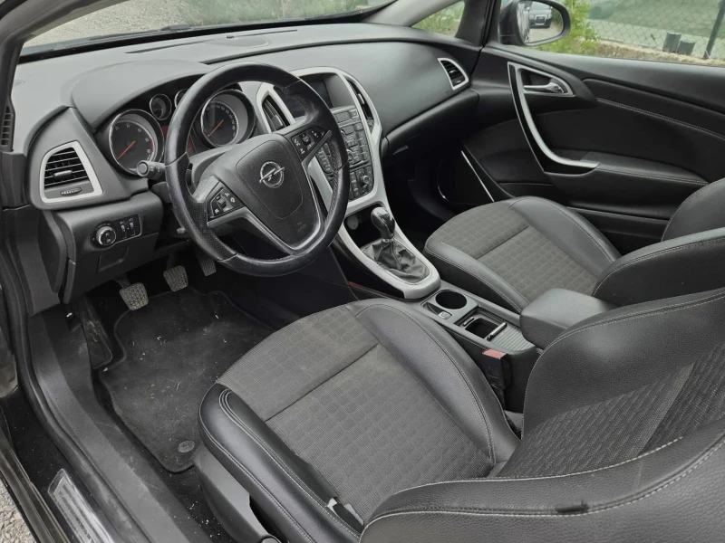 Opel Astra, снимка 7 - Автомобили и джипове - 52902605