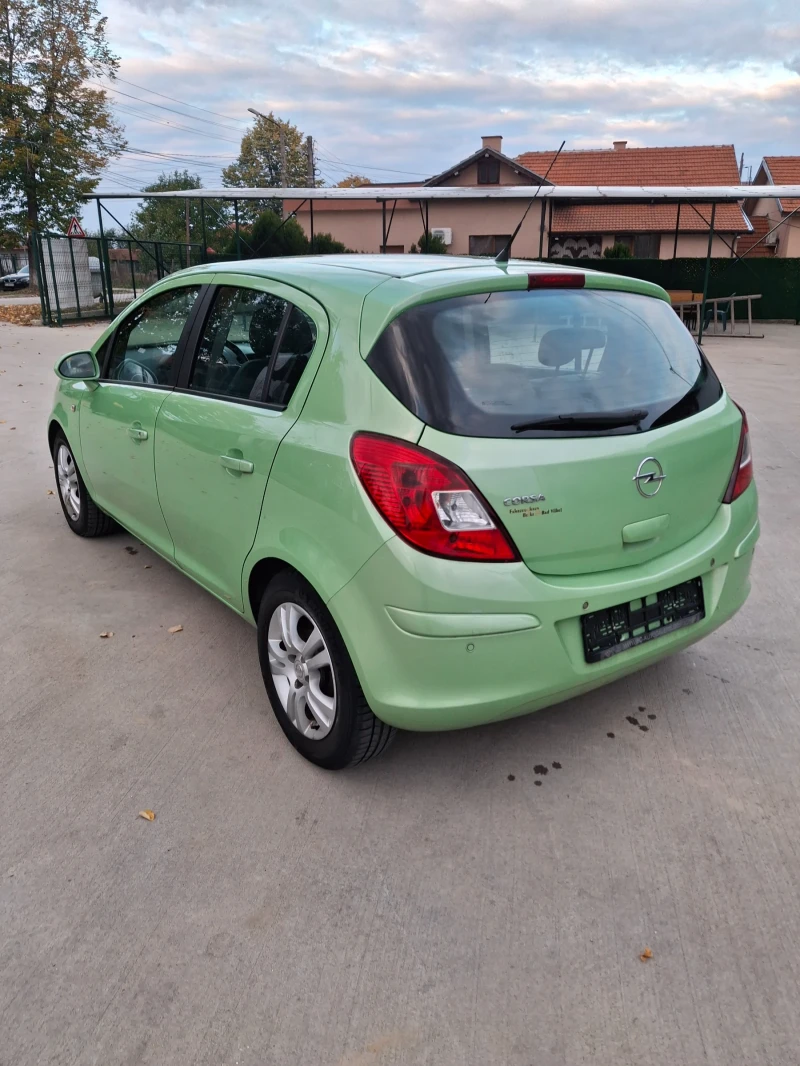 Opel Corsa 1.4 90к.с парктроник, климатик, снимка 10 - Автомобили и джипове - 52555392