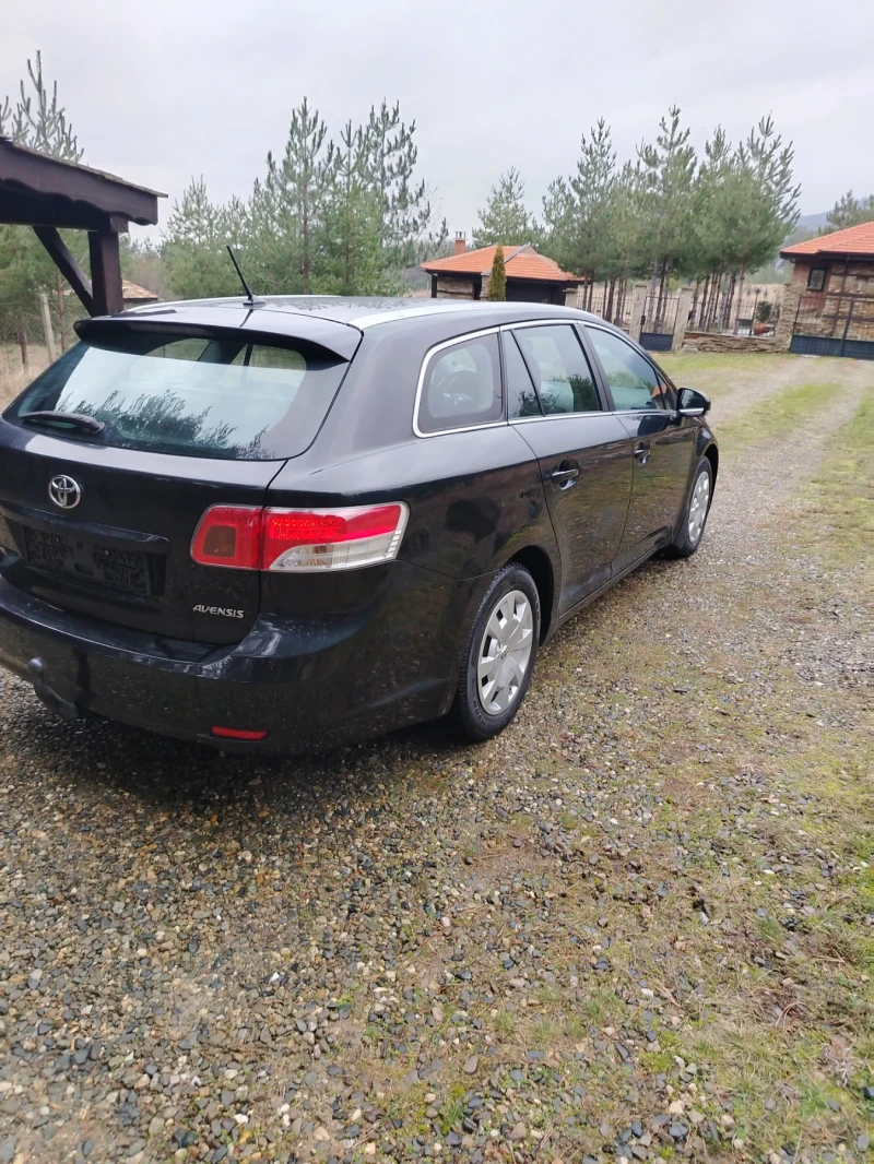 Toyota Avensis 1.6benzin132ks, снимка 6 - Автомобили и джипове - 52989402