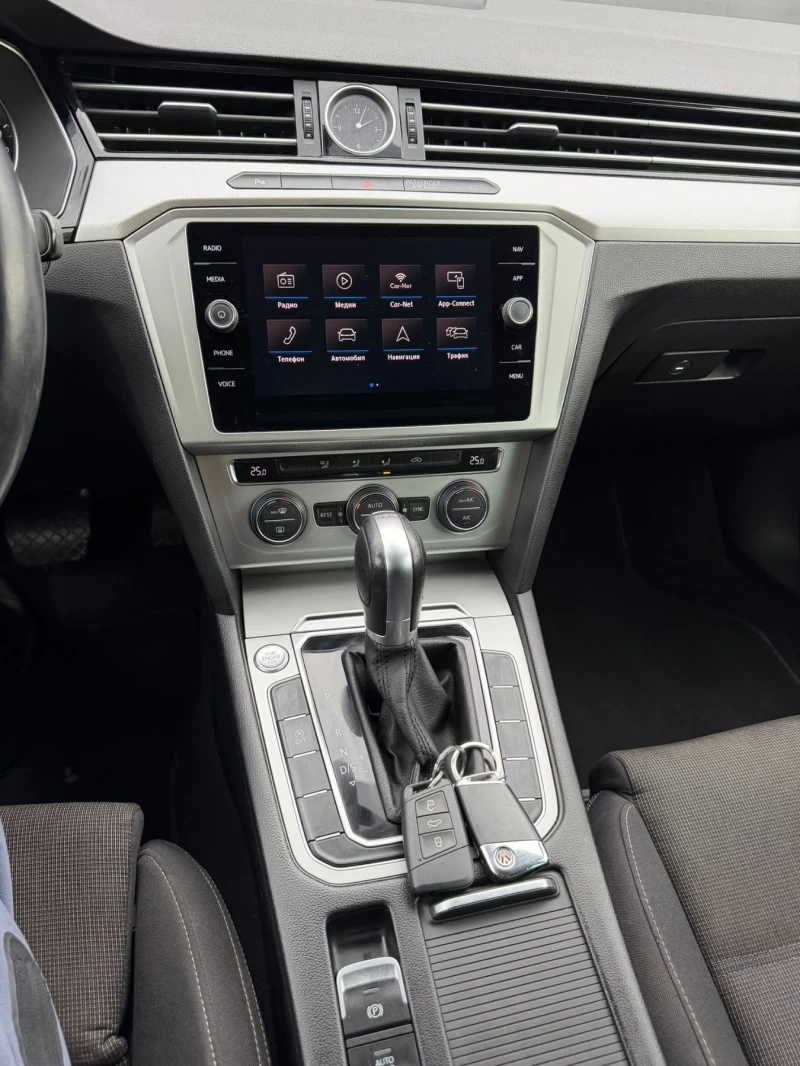 VW Passat 2.0 TDI DSG 2018, снимка 11 - Автомобили и джипове - 53089425