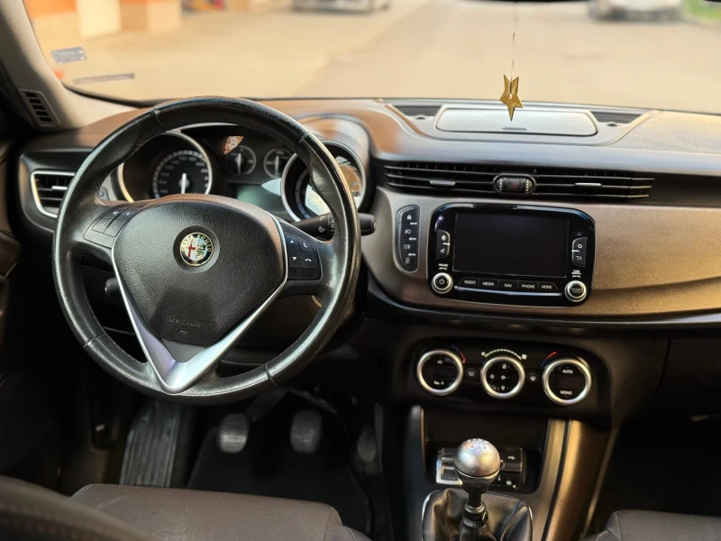 Alfa Romeo Giulietta 1.6 JTD - 10200 лв. - 67498768 | Car24.bg