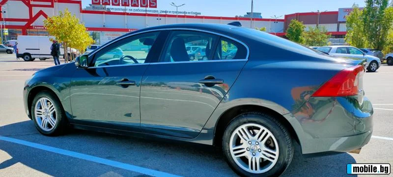 Volvo S60  - изображение 9