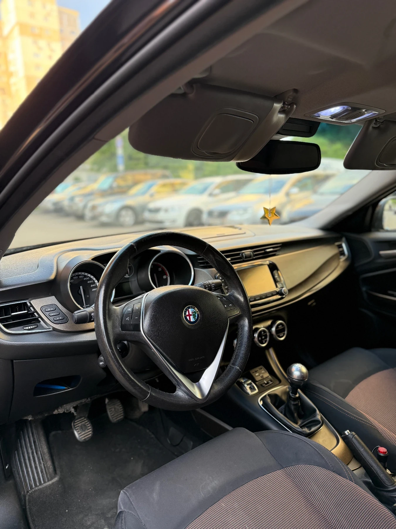 Alfa Romeo Giulietta 1.6 JTD - изображение 9