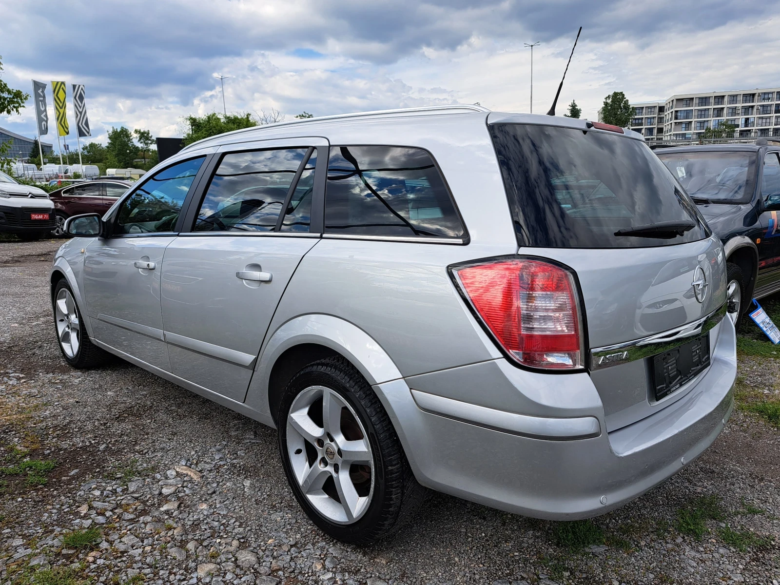 Opel Astra 1.6i SW 115p.s.COSMO  - изображение 6