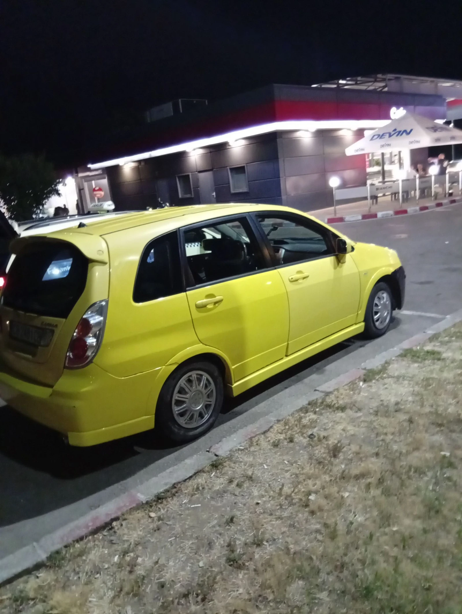 Suzuki Liana  - изображение 8