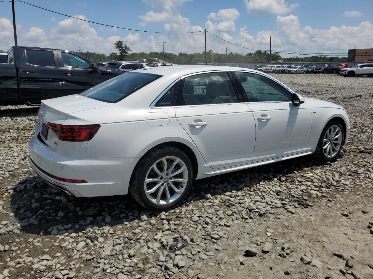 Audi A4 * PREMIUM PLUS* CAMERA* DIGITAL - изображение 3