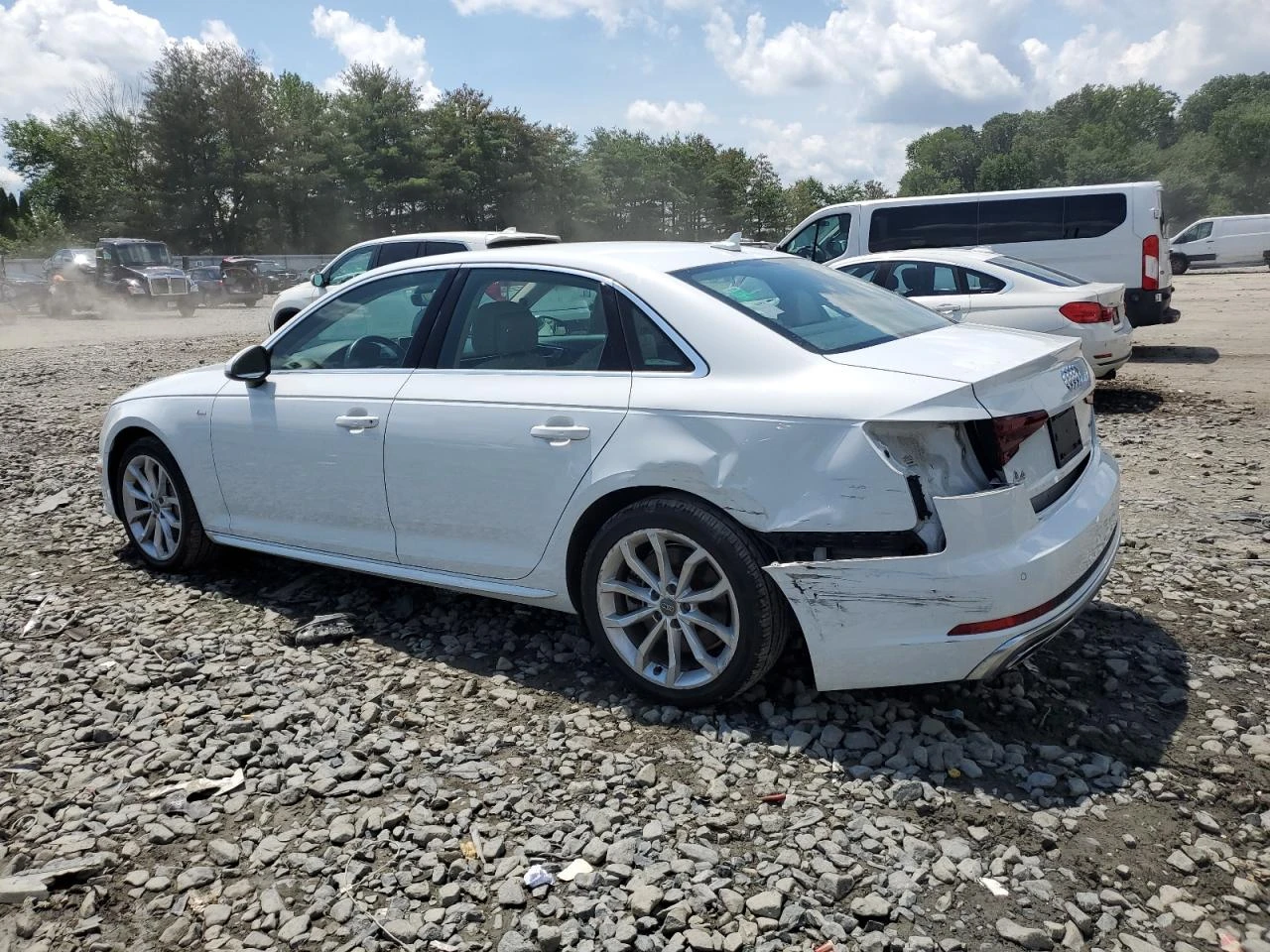 Audi A4 * PREMIUM PLUS* CAMERA* DIGITAL - изображение 5