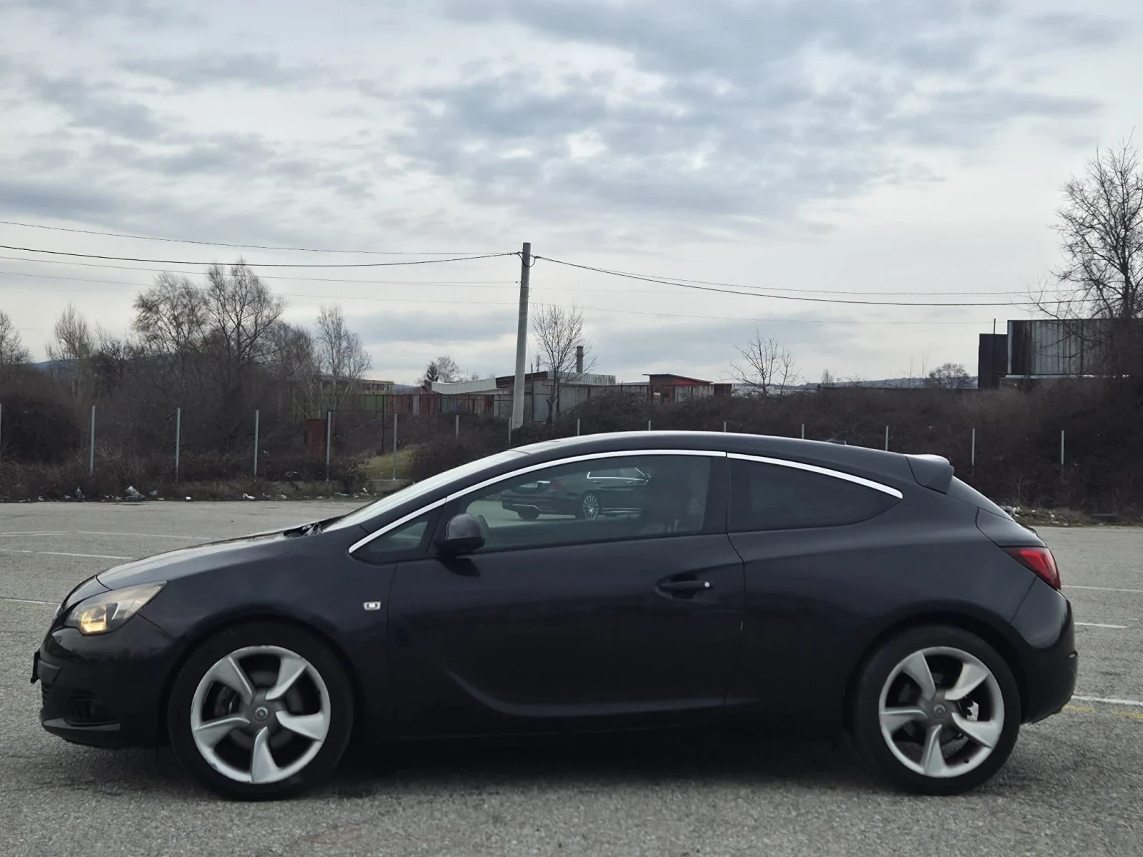 Opel Astra, снимка 6 - Автомобили и джипове - 54038639