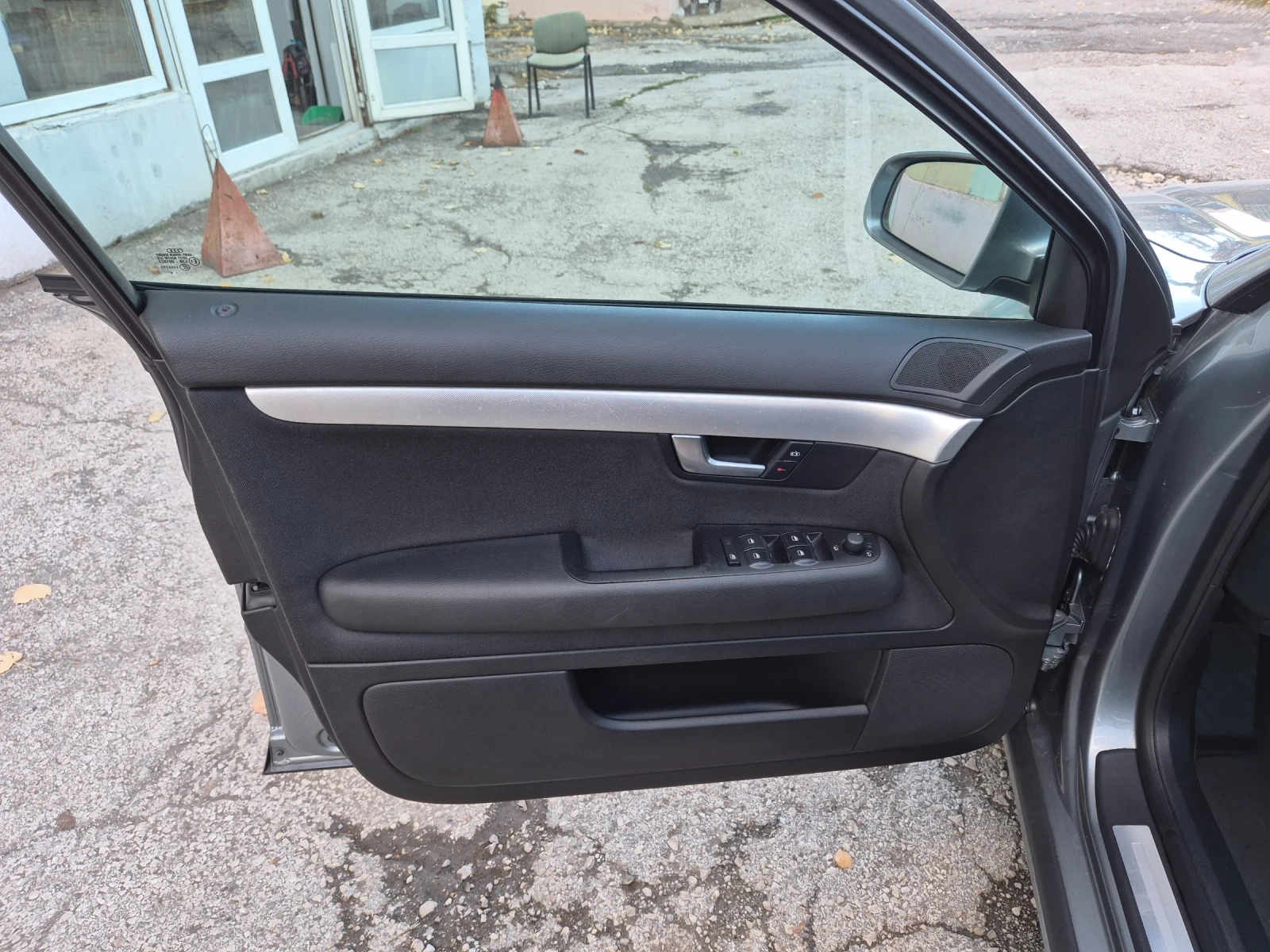 Audi A4 2.0TDI 140к.с. ITALY  - изображение 10