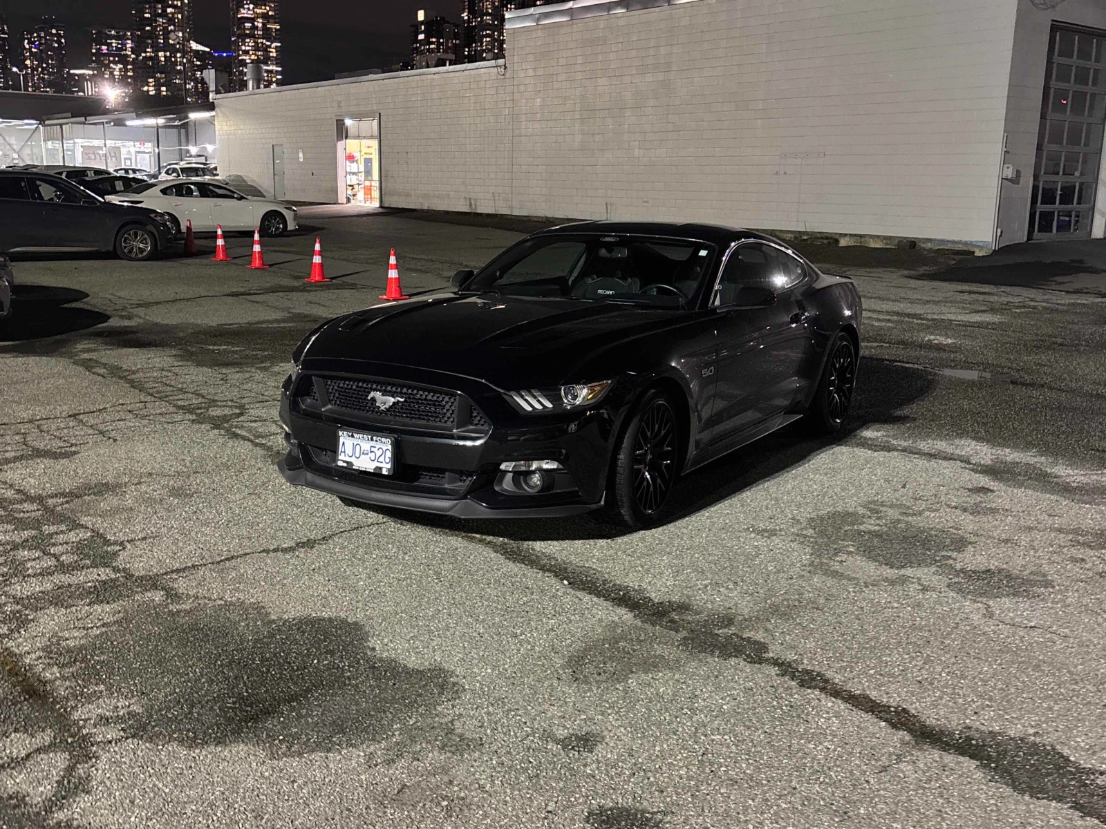 Ford Mustang GT * * CARFAX * * ���� ������ * *  | Mobile.bg � ����������� 1