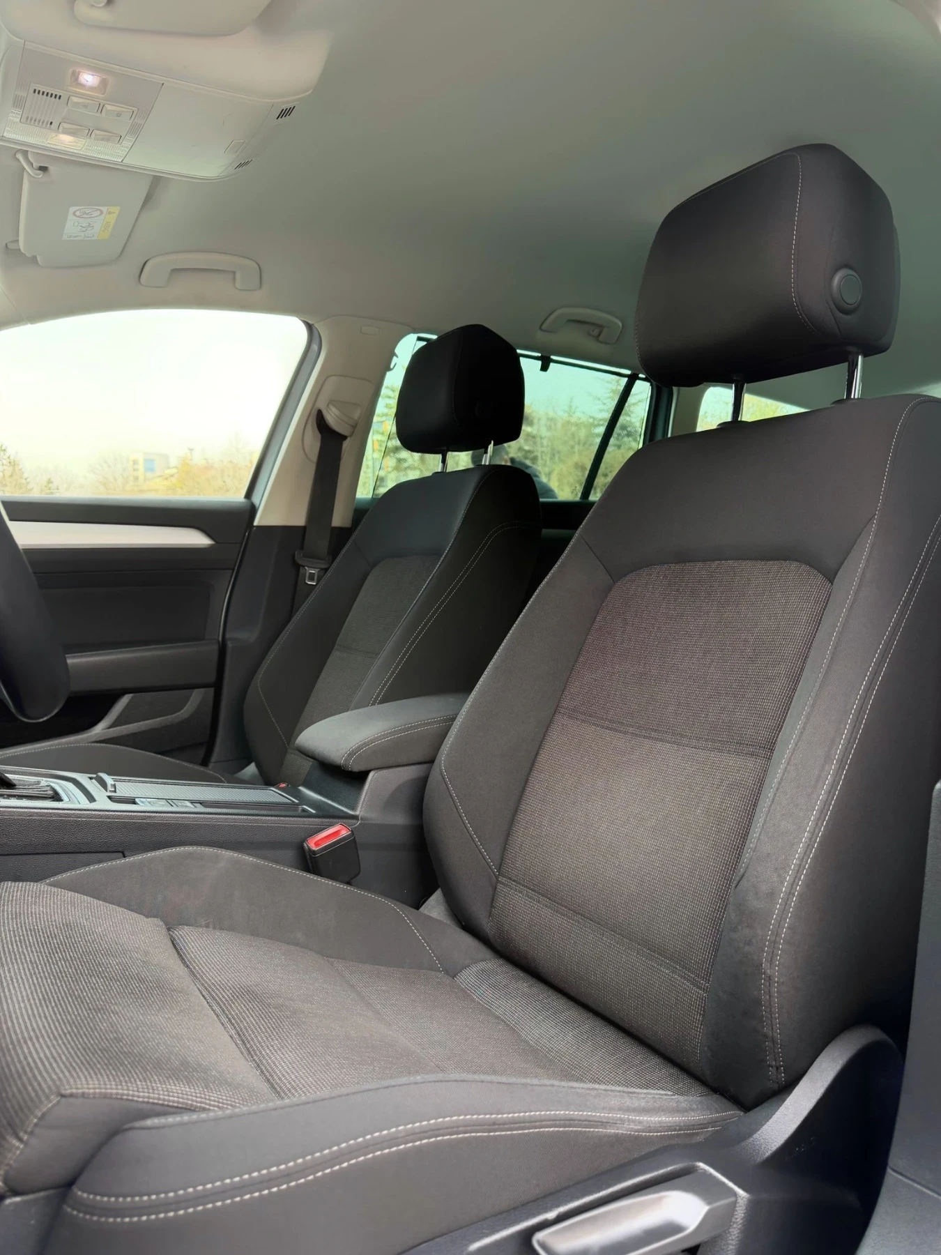 VW Passat 2.0 TDI DSG 2018 - изображение 8