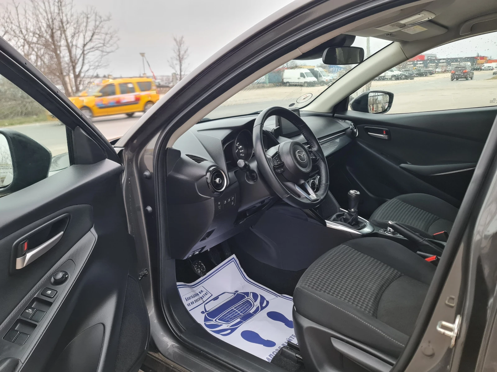 Mazda 2  FUL-FUL/FACCE LIFT, снимка 7 - Автомобили и джипове - 53750666