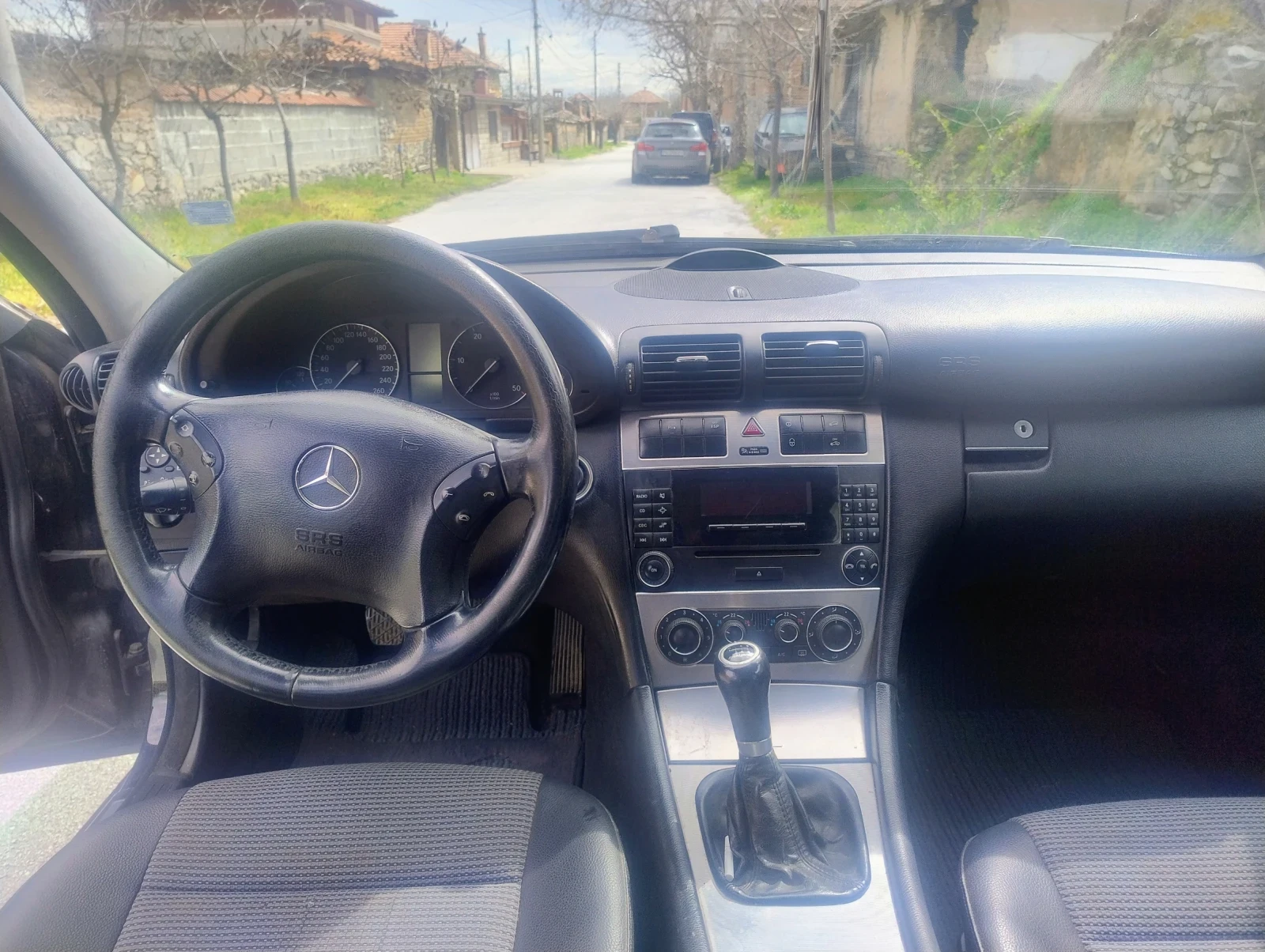 Mercedes-Benz C 200 avantgarde Facelift, снимка 6 - Автомобили и джипове - 53890808