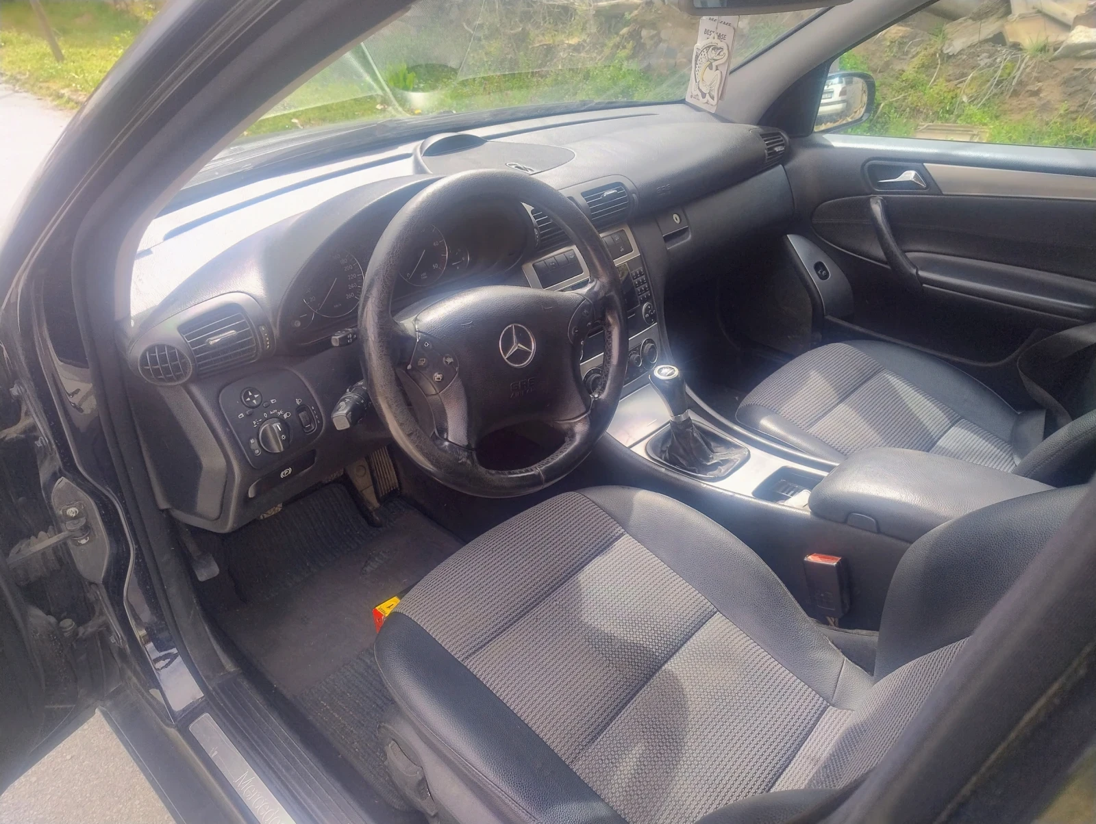 Mercedes-Benz C 200 avantgarde Facelift, снимка 7 - Автомобили и джипове - 53890808