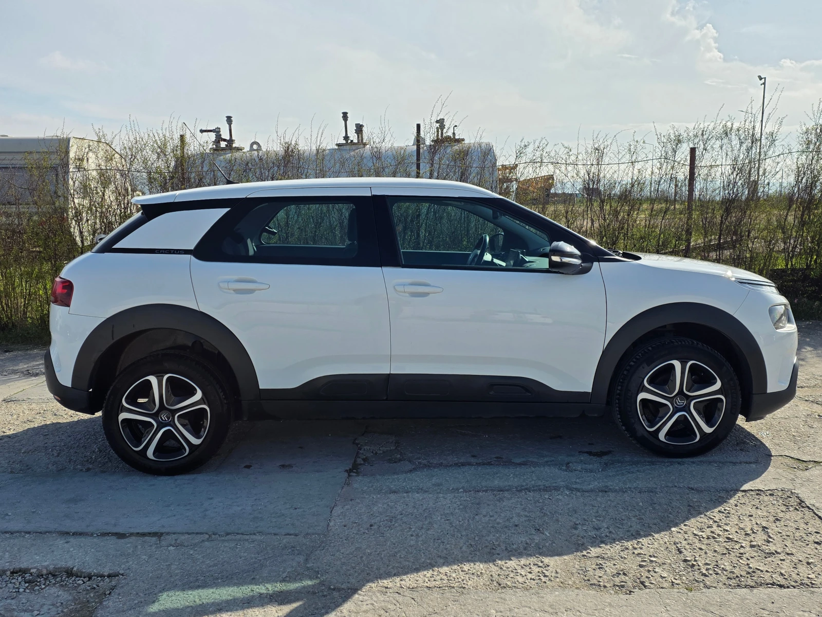 Citroen C4 Cactus 1.5 HDI 120 AUT. , снимка 4 - Автомобили и джипове - 53935118
