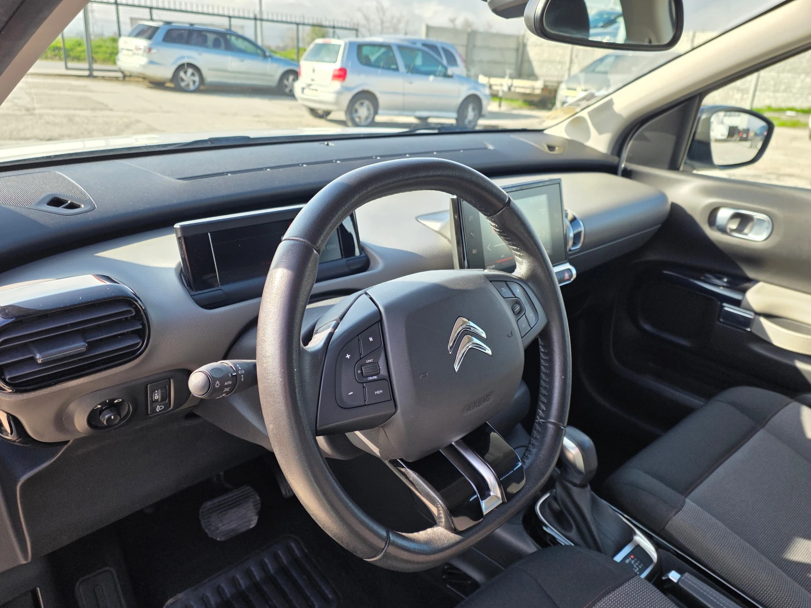 Citroen C4 Cactus 1.5 HDI 120 AUT. , снимка 9 - Автомобили и джипове - 53935118