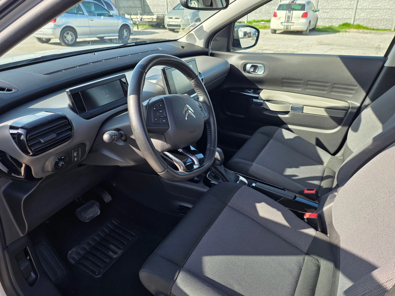 Citroen C4 Cactus 1.5 HDI 120 AUT. , снимка 8 - Автомобили и джипове - 53935118