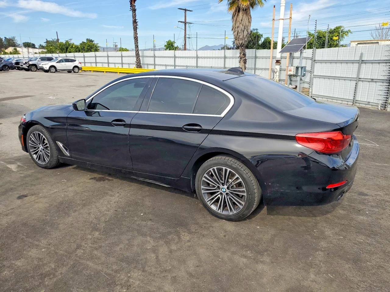 BMW 530 2.0l I, снимка 2 - Автомобили и джипове - 53939765