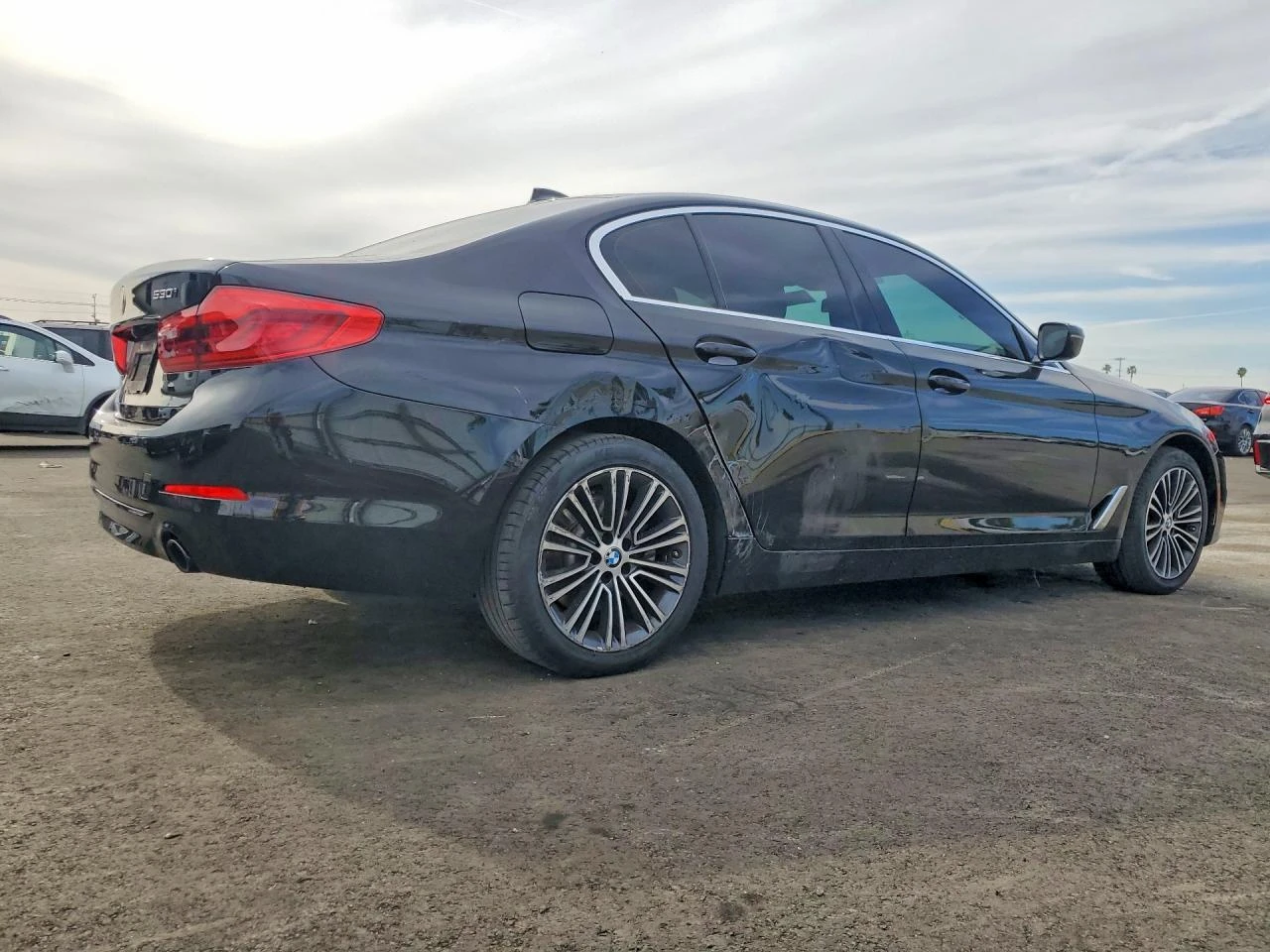 BMW 530 2.0l I, снимка 3 - Автомобили и джипове - 53939765