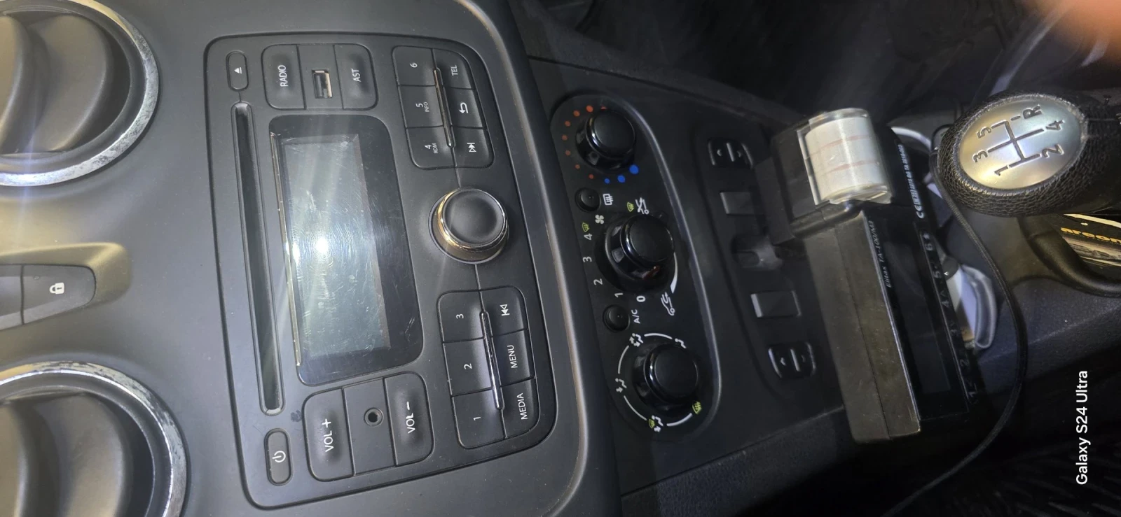 Dacia Logan 1, 2, снимка 6 - Автомобили и джипове - 53963628