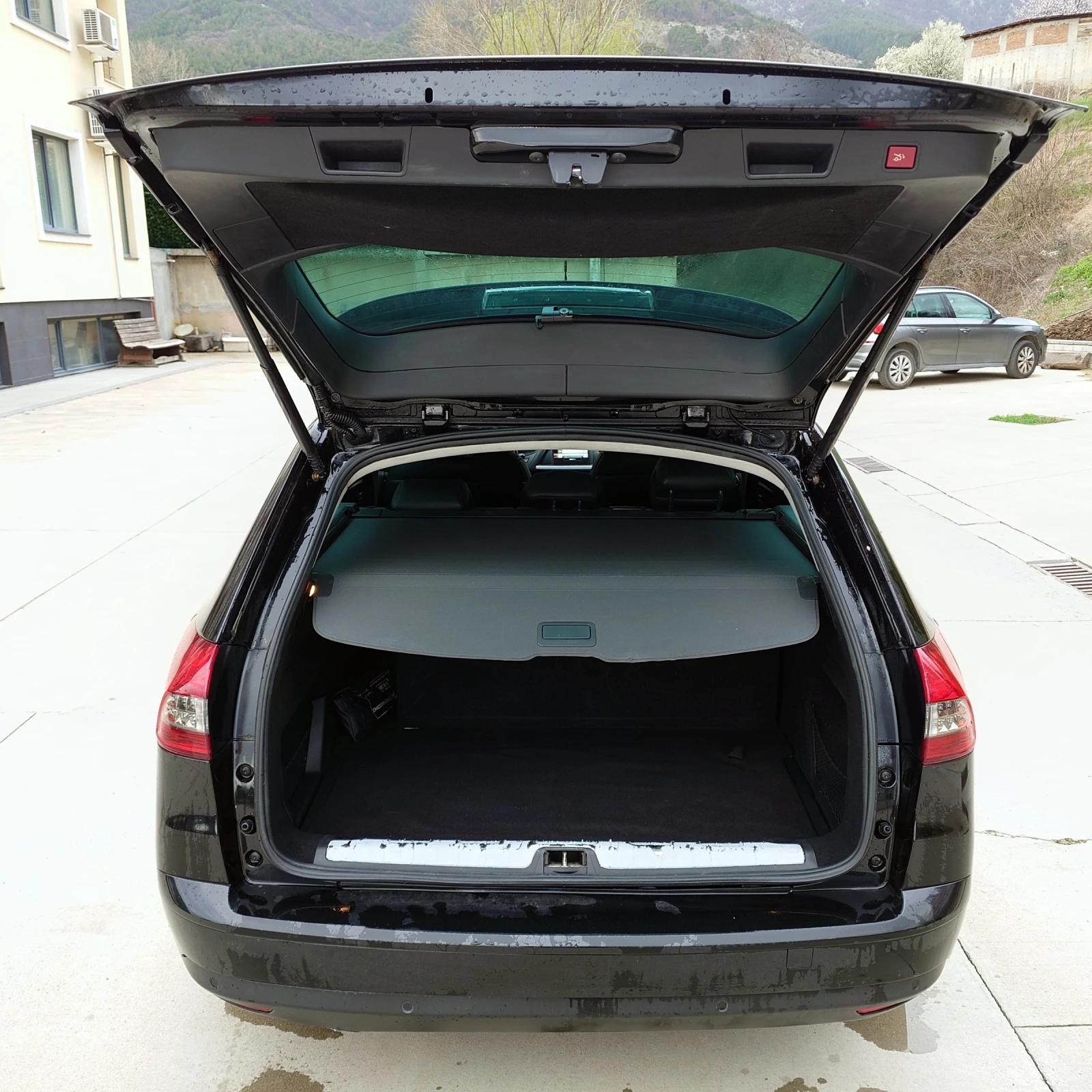 Citroen C5 2.0BlueHDI 181, снимка 14 - Автомобили и джипове - 54019241