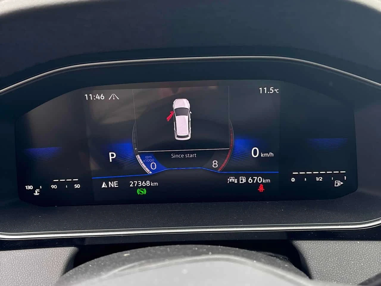 VW Jetta * Trendline * CARFAX * 2 КЛЮЧА * KEYLESS * ПОДГРЕВ, снимка 8 - Автомобили и джипове - 54066640