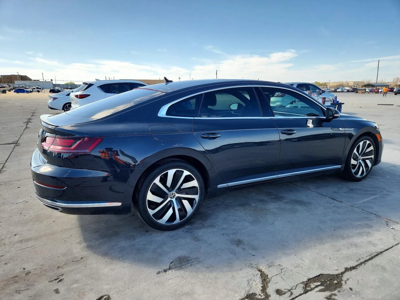 VW Arteon Volkswagen Sel R-Line, снимка 3 - Автомобили и джипове - 54197092