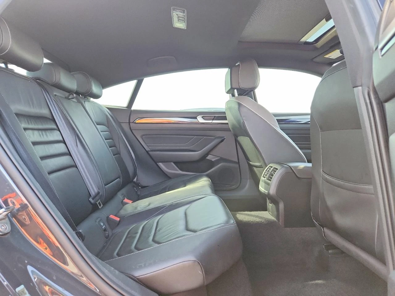 VW Arteon Volkswagen Sel R-Line, снимка 10 - Автомобили и джипове - 54197092