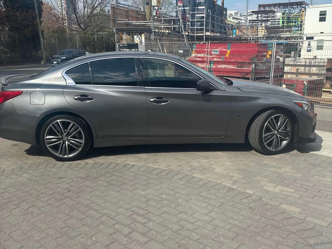 Infiniti Q50 * 4dr Sdn Sport AWD* PANO* KEYLESS* ПОДГРЕВ* , снимка 3 - Автомобили и джипове - 54490925