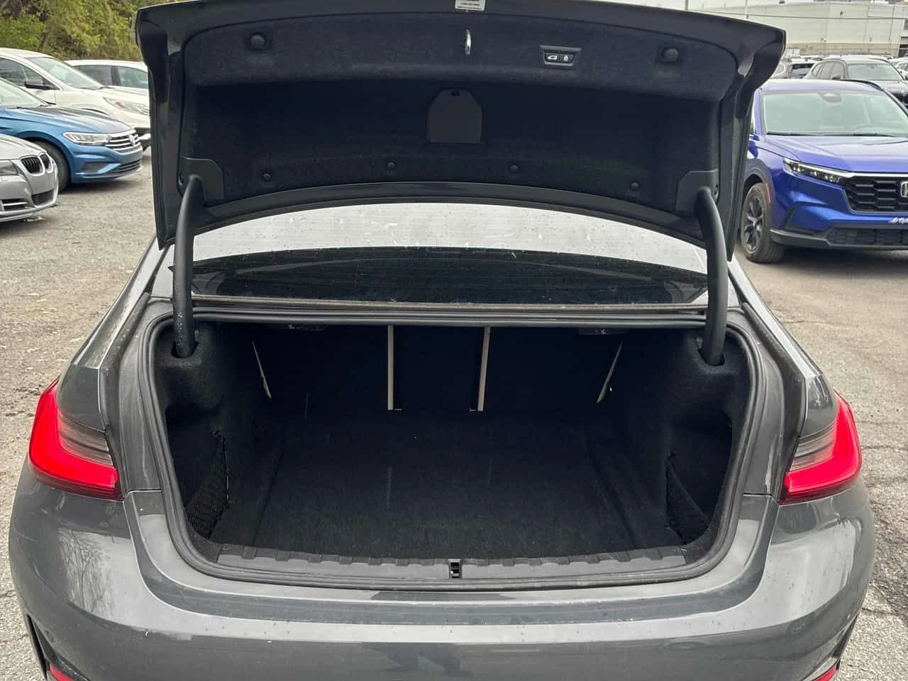 BMW 330 * 330i xDrive * CARFAX * ��� ������������ ������ | Mobile.bg � ����������� 13