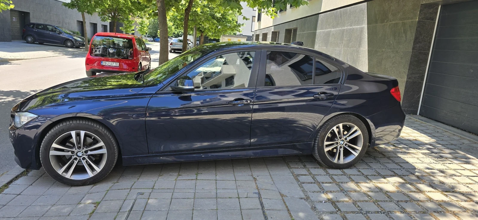 BMW 320 * xDrive* M Sport, снимка 3 - Автомобили и джипове - 54978519