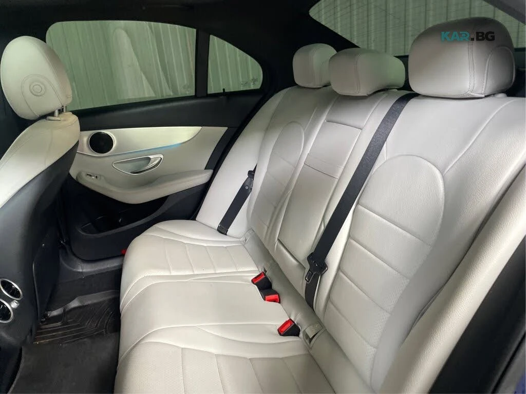 Mercedes-Benz C 300 4MATIC* AвтоКредит* (ЦЕНА ДО БГ), снимка 16 - Автомобили и джипове - 55193663