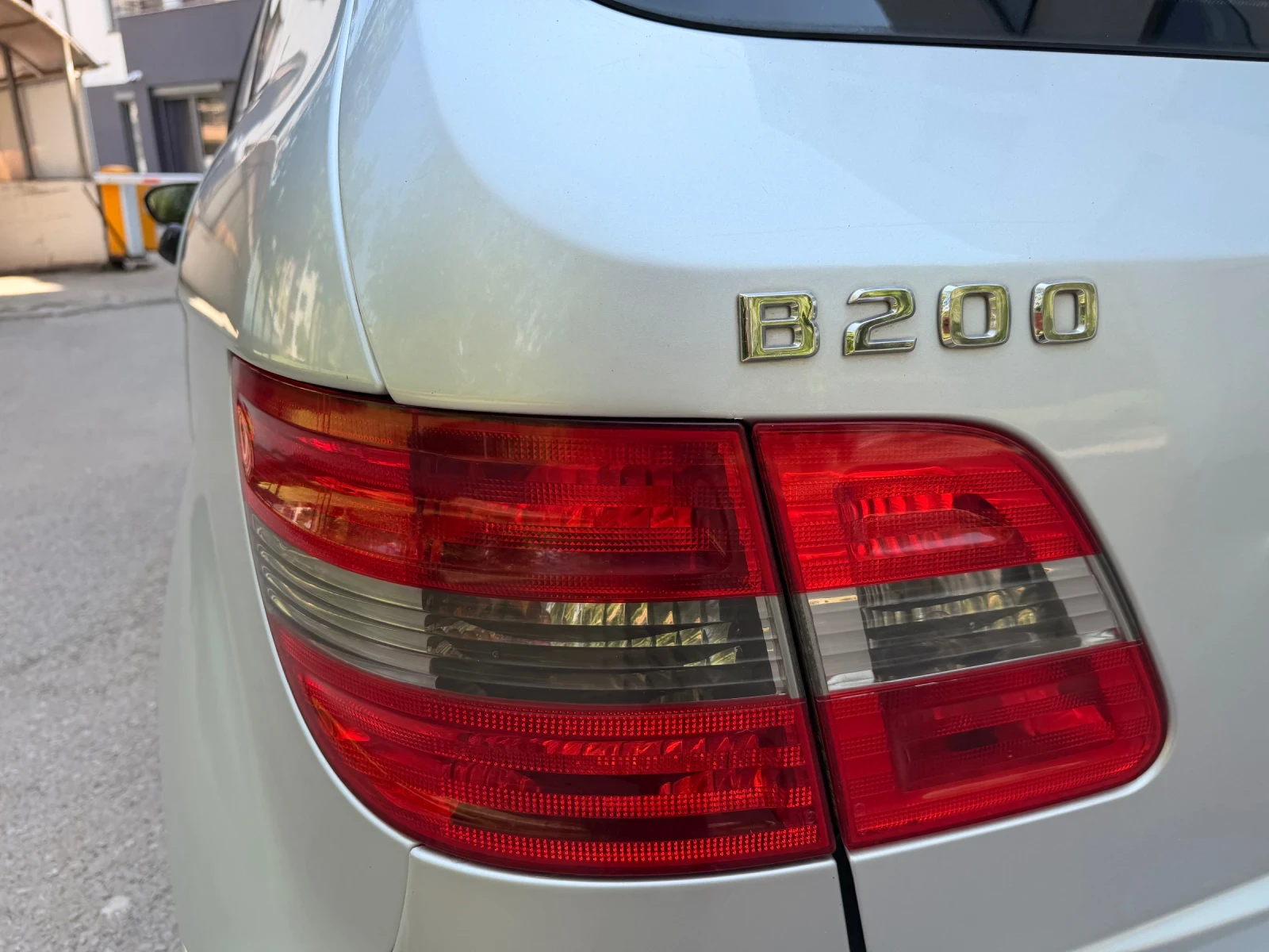 Mercedes-Benz B 200 CDI / АВТОМАТИК / ПОДГРЕВ, снимка 15 - Автомобили и джипове - 55347697