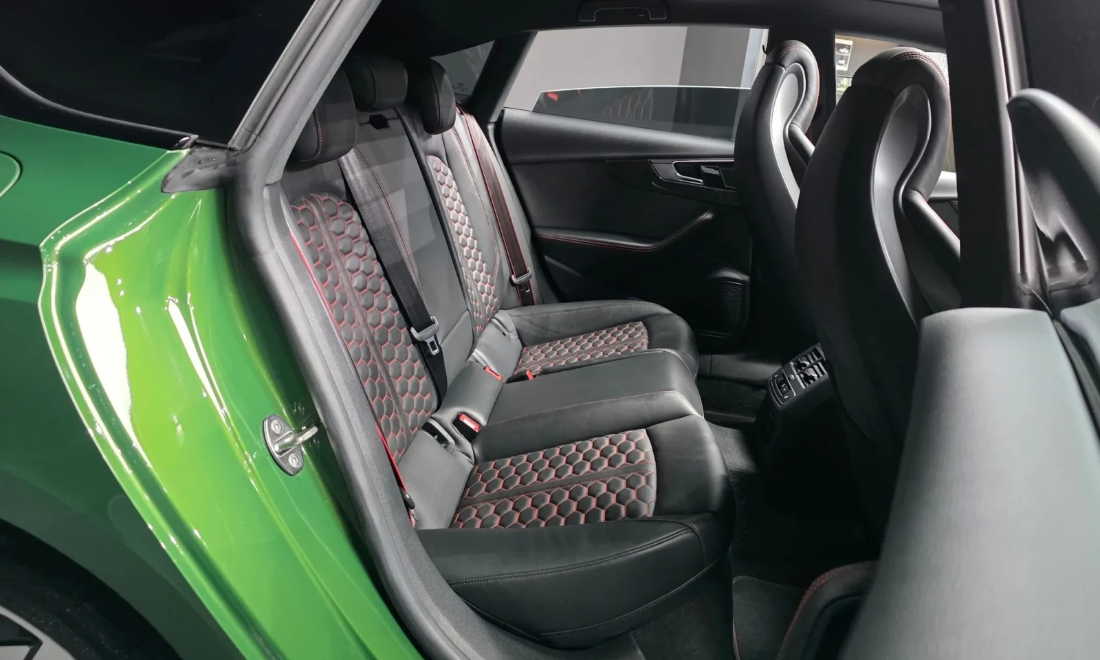 Audi Rs5 QUATTRO| B&O| ALCANTARA| 360| MATRIX| , снимка 13 - Автомобили и джипове - 55445605