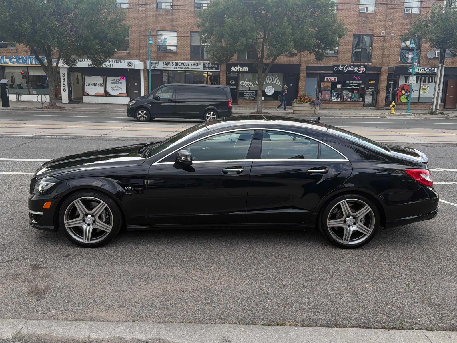 Mercedes-Benz CLS 63 AMG * CARFAX * ЦЕНА ДО БГ, снимка 2 - Автомобили и джипове - 55835785