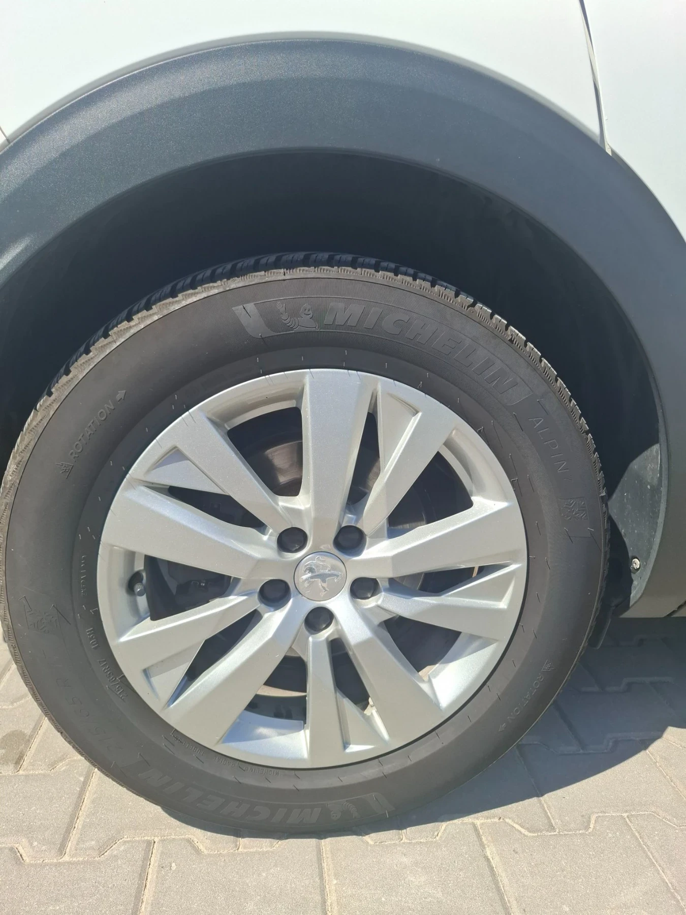 Peugeot 3008, снимка 7 - Автомобили и джипове - 55885726