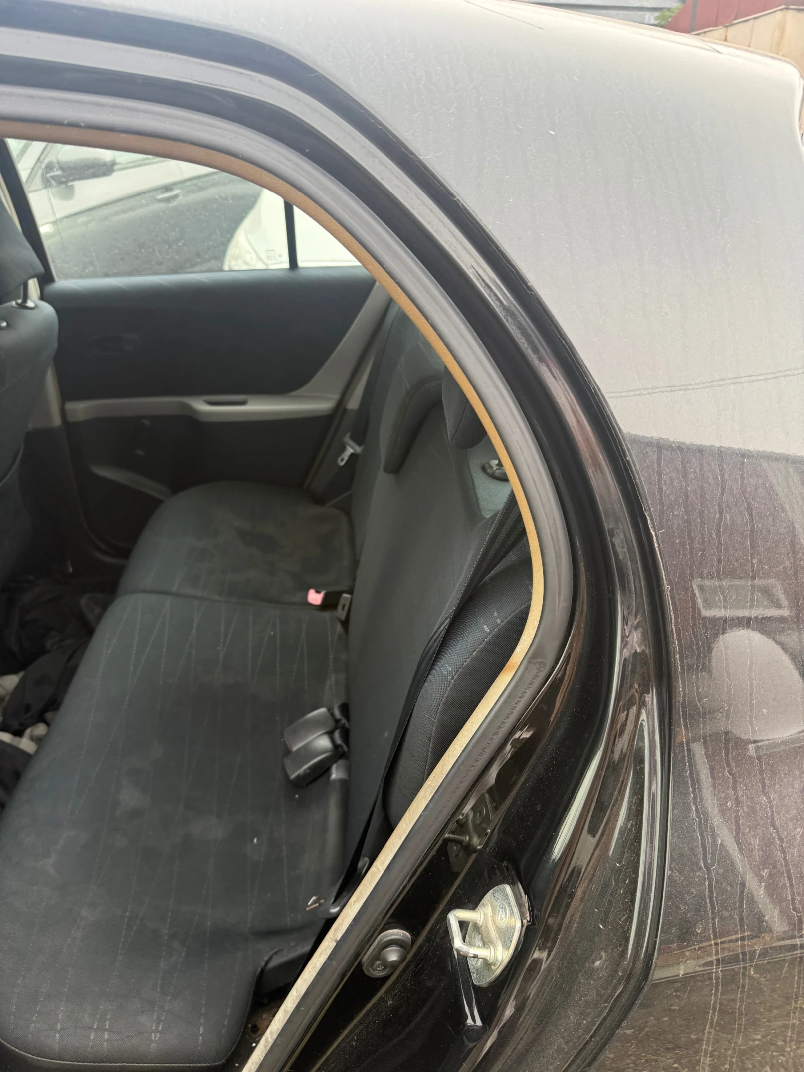 Toyota Yaris 1.4 D4d, снимка 6 - Автомобили и джипове - 56244154