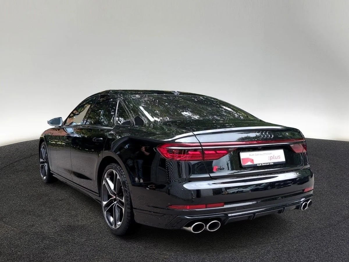 Audi S8 Quattro* Carbon* B&O* HuD* Pano, снимка 2 - Автомобили и джипове - 56266948