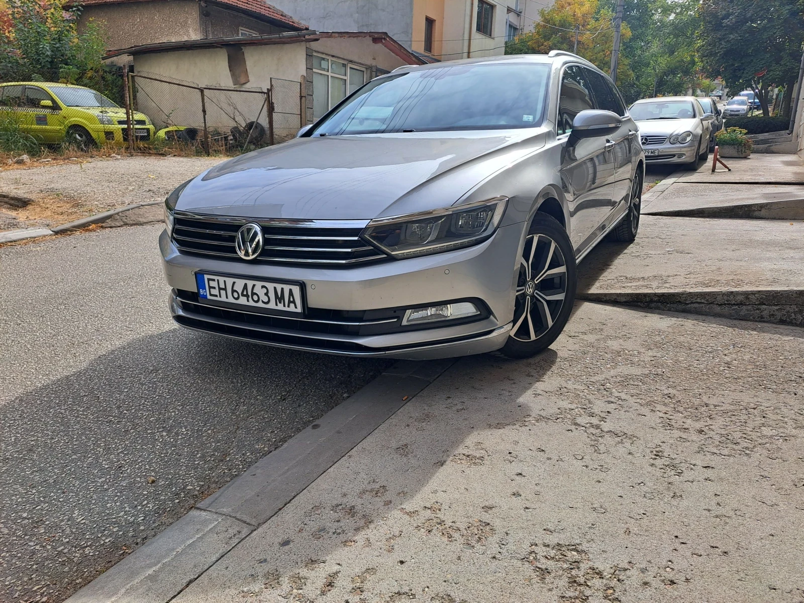 VW Passat